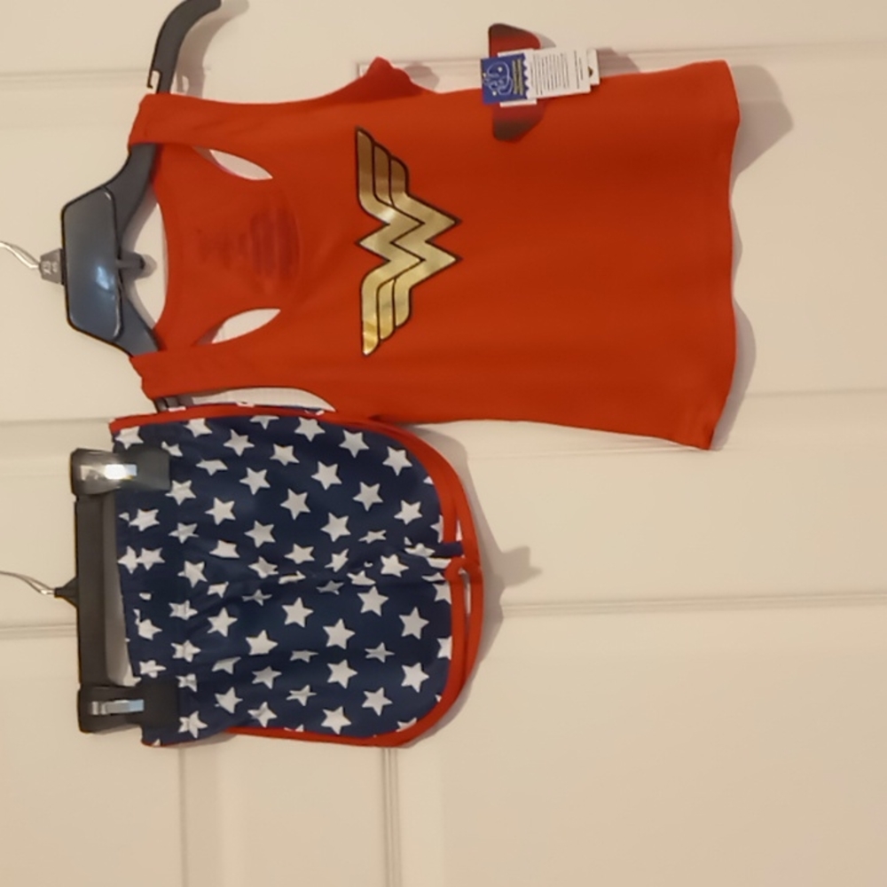 Wonder Woman Jammy Sleepwear size 4/5 new with tags